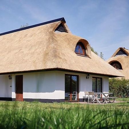 Holiday Resort Van Der Valk, Linstow Dobbin-Linstow ภายนอก รูปภาพ
